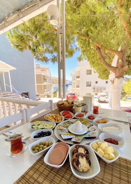 Minerva Port Hotel Çeşme Buitenkant foto