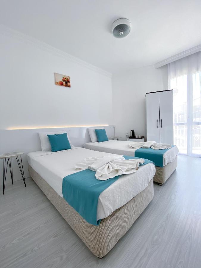 Minerva Port Hotel Çeşme Buitenkant foto